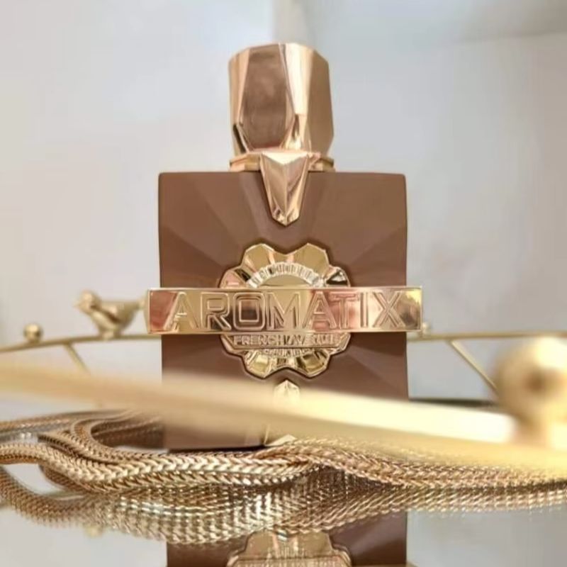 Perfume Royal Fragrance - ロイヤルタブー アロマティックス X フレンチアベニュー オードパルファム、レザーフレグランス、3.4液量オンス、ユニセックス香水