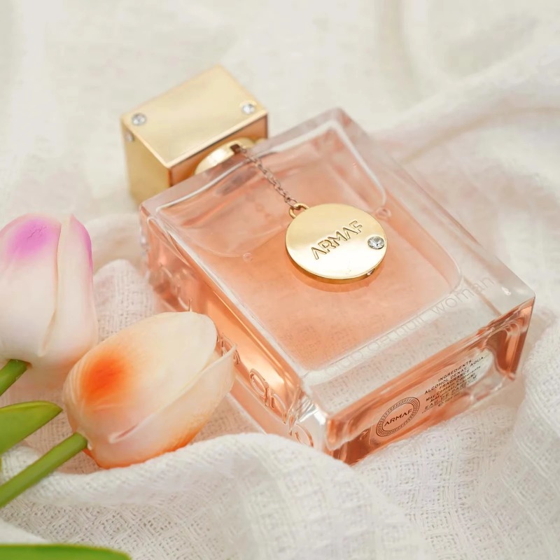 アラマフ クラブ ド ニュイ ウーマン オードパルファム ス - Perfume Fragrance Vanilla のレビューと価格